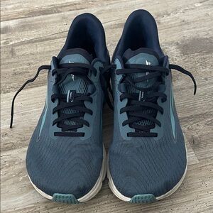 Altra Torin 6 MENS SIZE 9